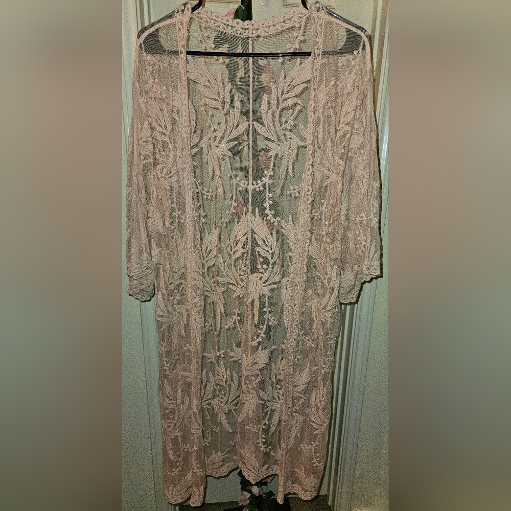 Kimono Unbranded- minor flaw
